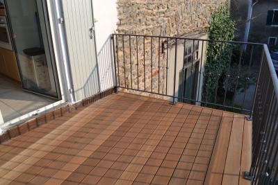 408-balcon-en-bois-exotique-a-dardilly-rhone